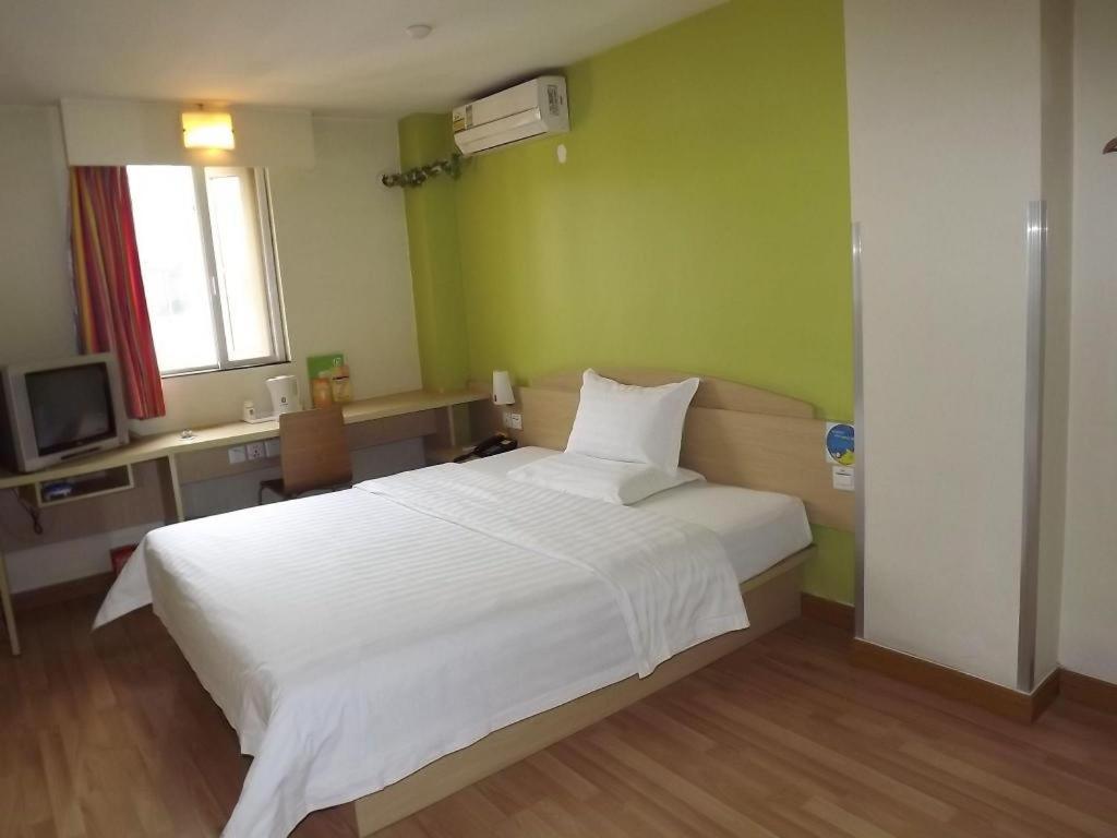 7 Days Inn Shanghai Minhang Dongchuan Road Jiaotong University Екстериор снимка