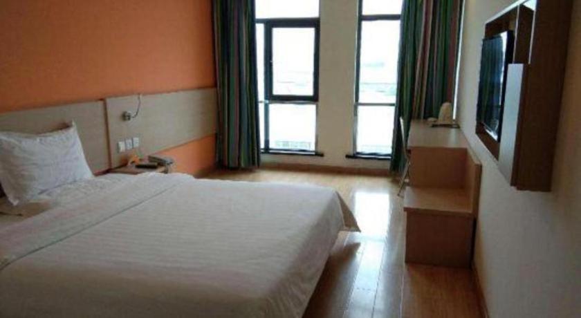 7 Days Inn Shanghai Minhang Dongchuan Road Jiaotong University Екстериор снимка