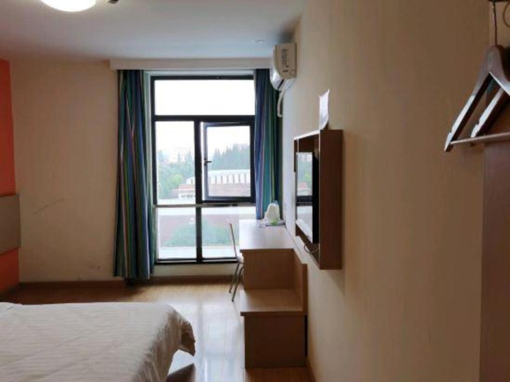 7 Days Inn Shanghai Minhang Dongchuan Road Jiaotong University Екстериор снимка